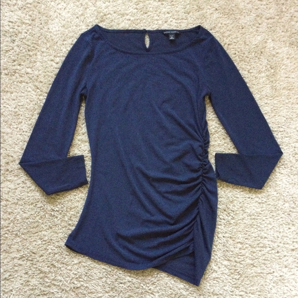 🔥🔥HOST PIC🔥🔥Asymmetrical Banana Republic Top